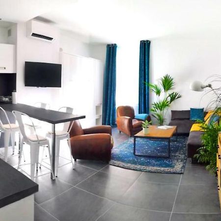 Beautifully Bright Apartment In Old Town Saint-Tropez Esterno foto