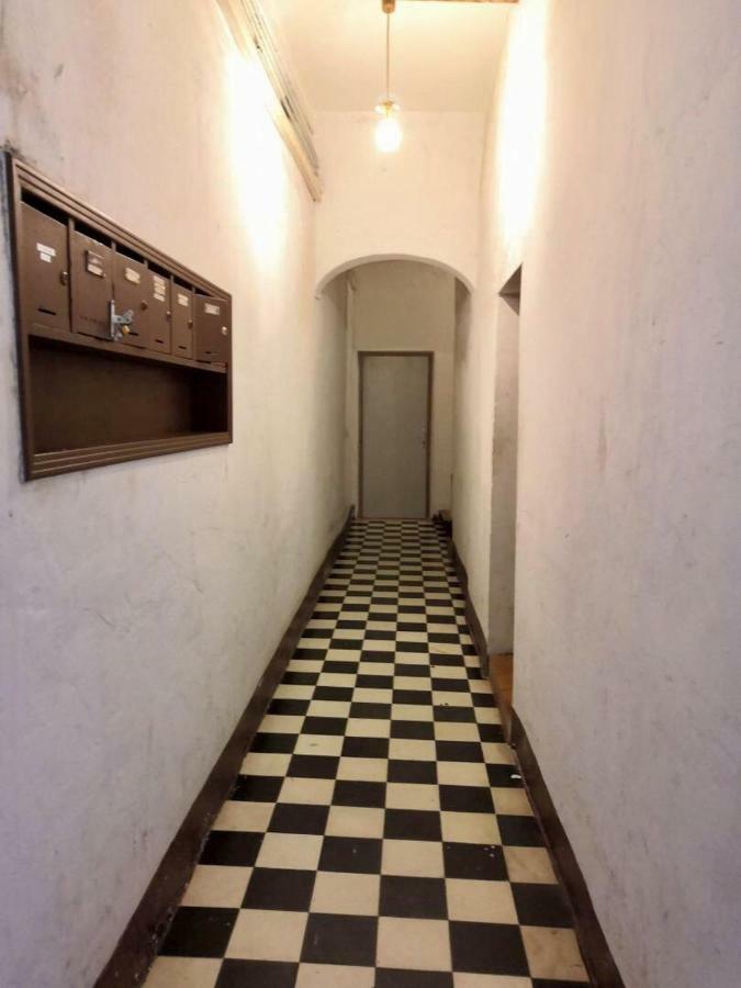Beautifully Bright Apartment In Old Town Saint-Tropez Esterno foto